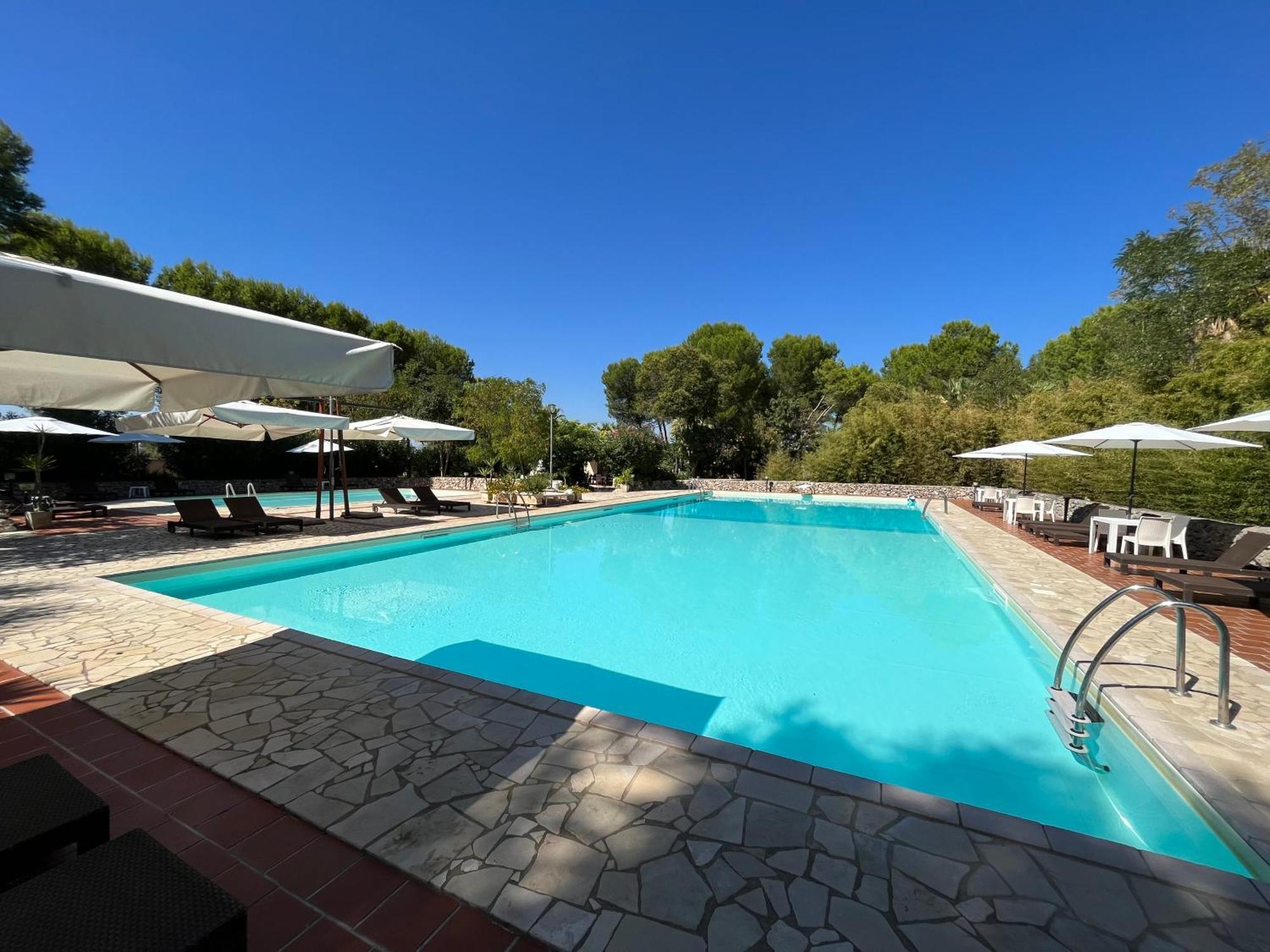 Casette Masseria La Camardia Sava Exterior photo