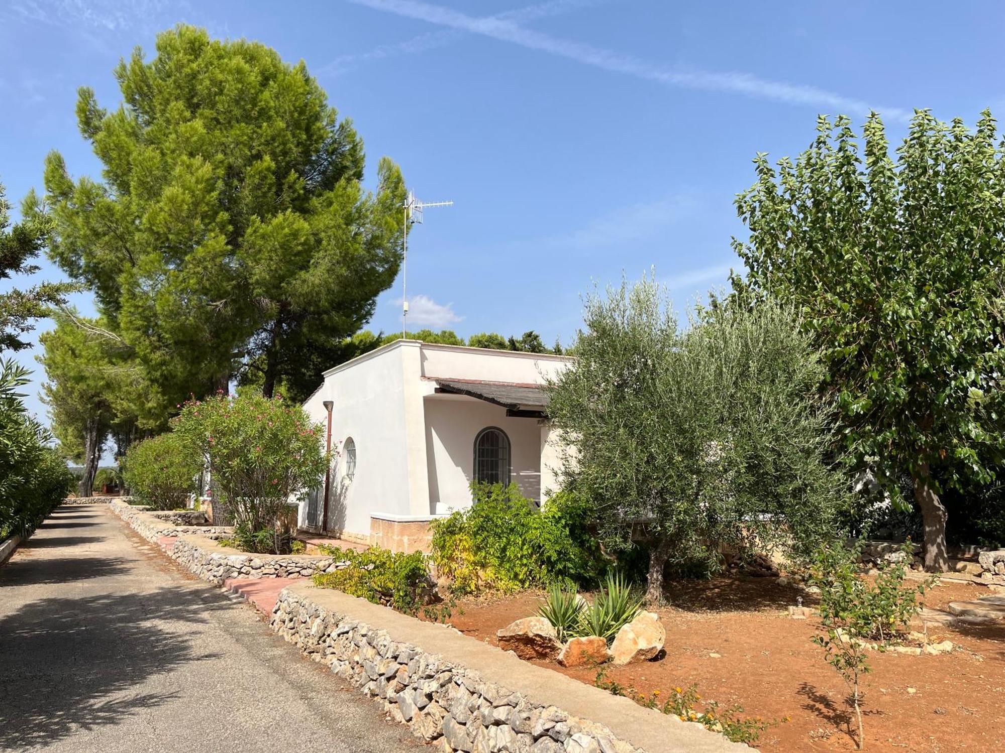 Casette Masseria La Camardia Sava Exterior photo